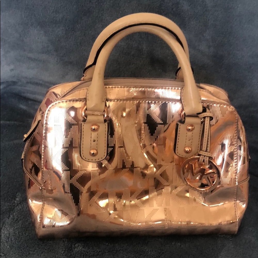 Authentic Michael Kors handbag 👜